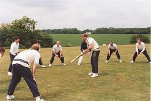 Pete Wood plays French Cricket!